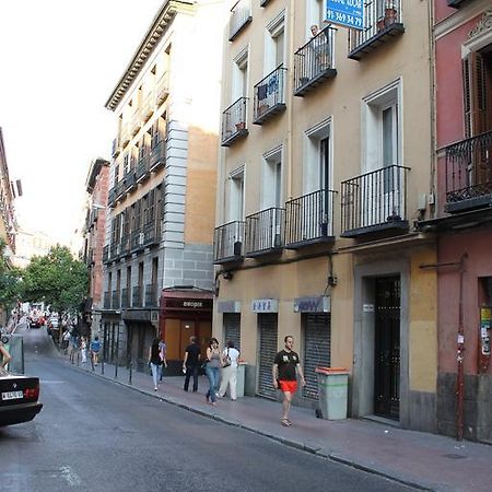 Hostal Xucar Madrid Exterior foto