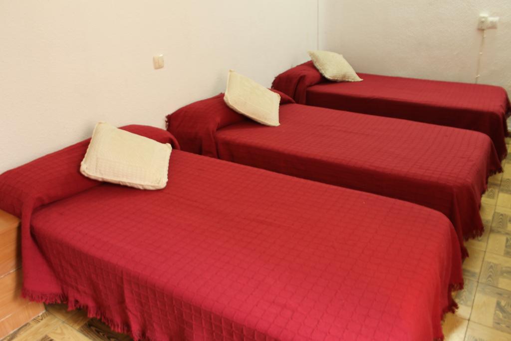Hostal Xucar Madrid Habitación foto