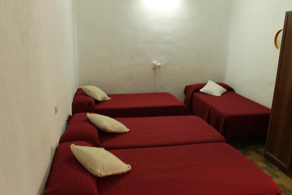Hostal Xucar Madrid Habitación foto
