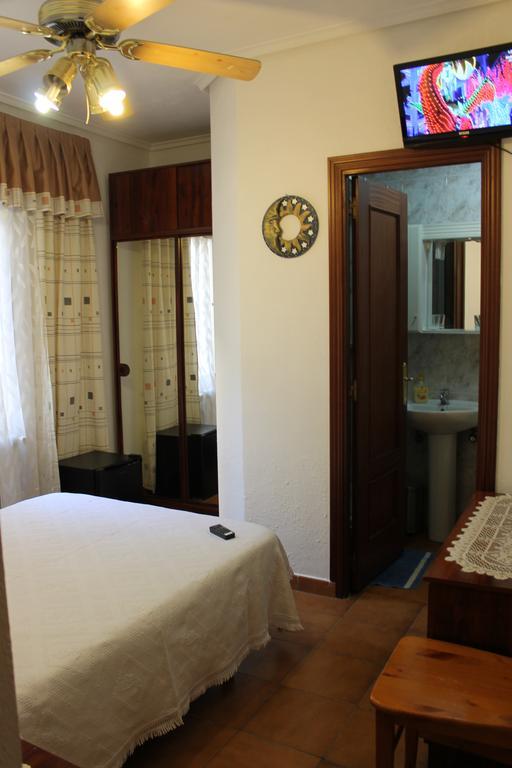 Hostal Xucar Madrid Habitación foto